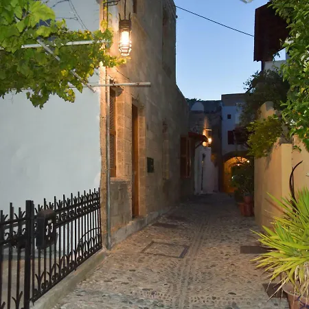 Appartement Medieval Mansions *